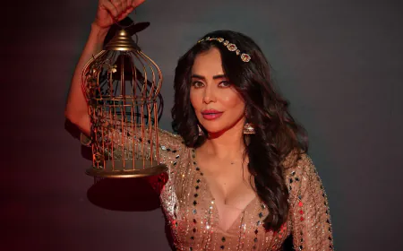 फैशन में छा गईं निकिता रावल, खुद को बताया 'चमकदार'